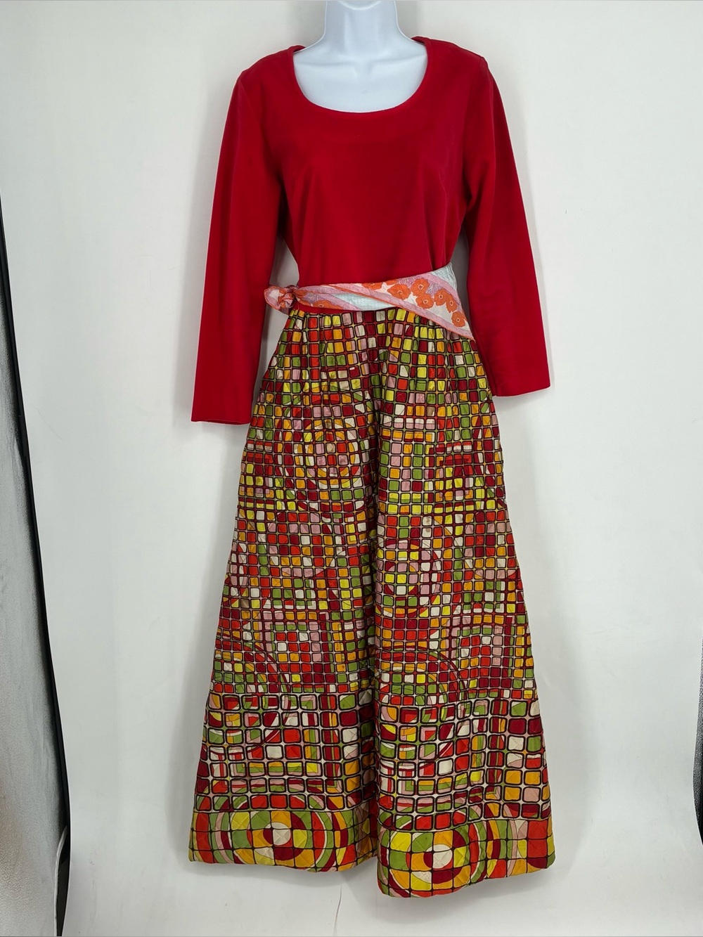 Vintage 60s Van Raalte Kaftan Psychedelic Disco Maxi Dress Mod Gogo Red Quilted